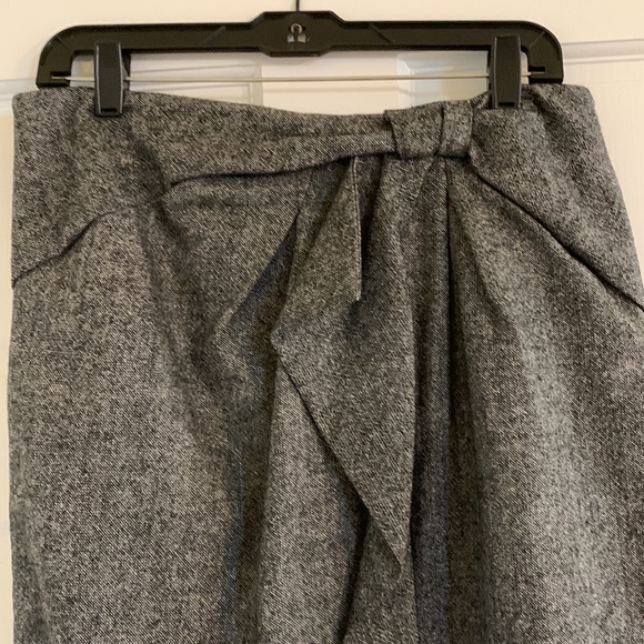 EUC. Banana Republic faux wrap skirt - Picture 2 of 4